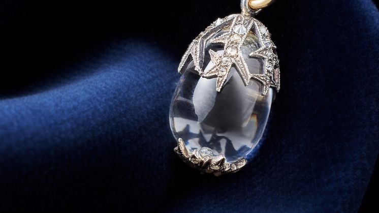 Fabergé Winter Egg pendant by Alma Pihl