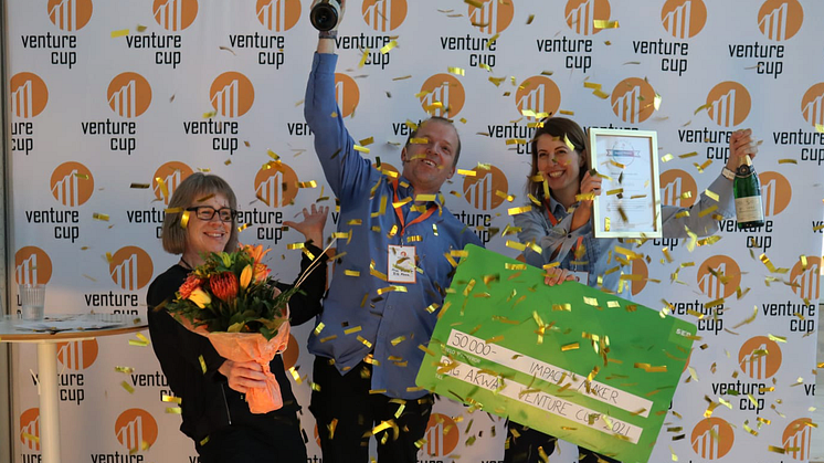 Big Akwa tilldelas årets Impact Maker i Venture Cups Sverigefinal. Foto: Venture Cup.