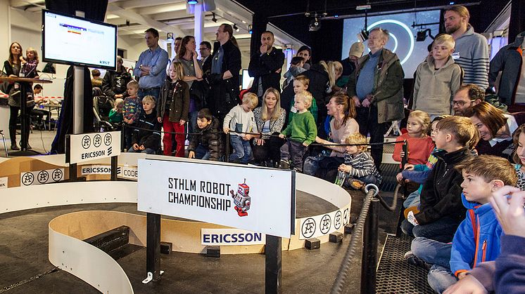 Episka robotbataljer i STHLM Robot Championship