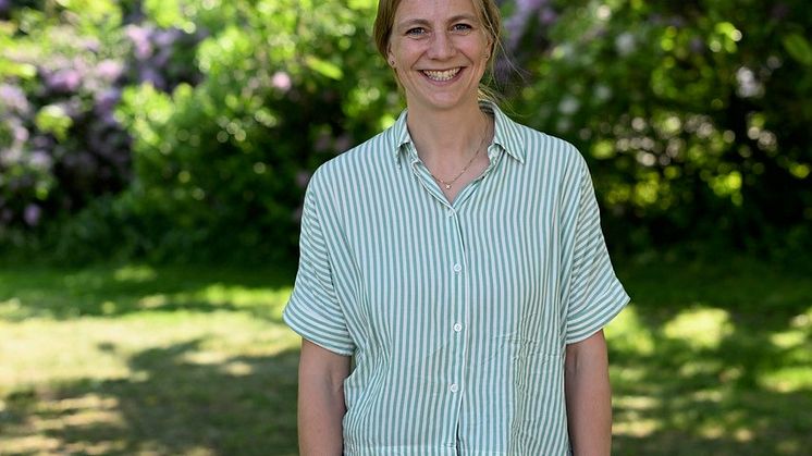 josefine beck-friis stående.jpg