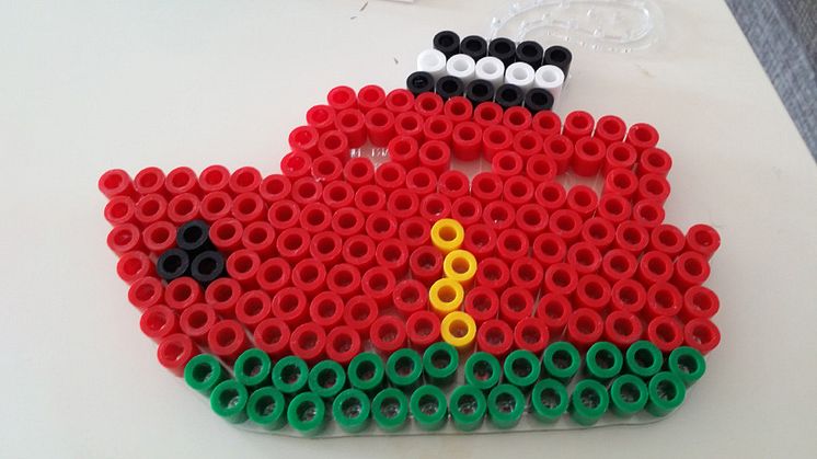 Can bead arranging be a sign of occupational injury?