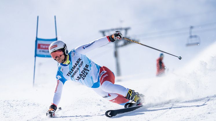 Telemark Fahrer in Action