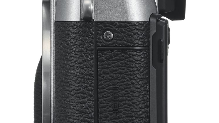 FUJIFILM X-T30 silver side