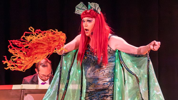 5. Bland drakar och dragqueens - Lilla Jag och Drakarnas drottning_photo_Olav_Holten-4