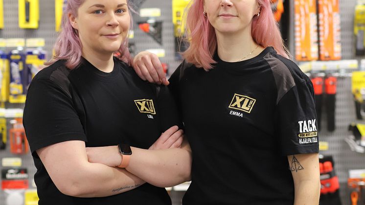 Från vänster, Lina och Emma Ahlqvist, delägare av XL-BYGG Ahlqvist i Visby.