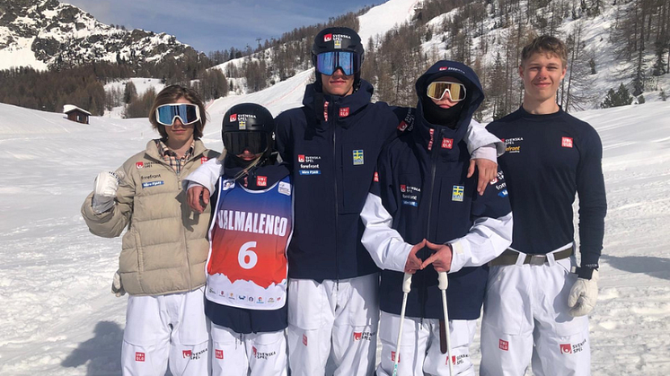 Det svenska JVM-laget på plats i Valmalenco, Italien. Foto: SSF.