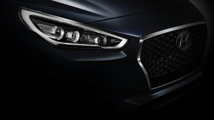 new_generation_hyundai_i30_teaser_grille