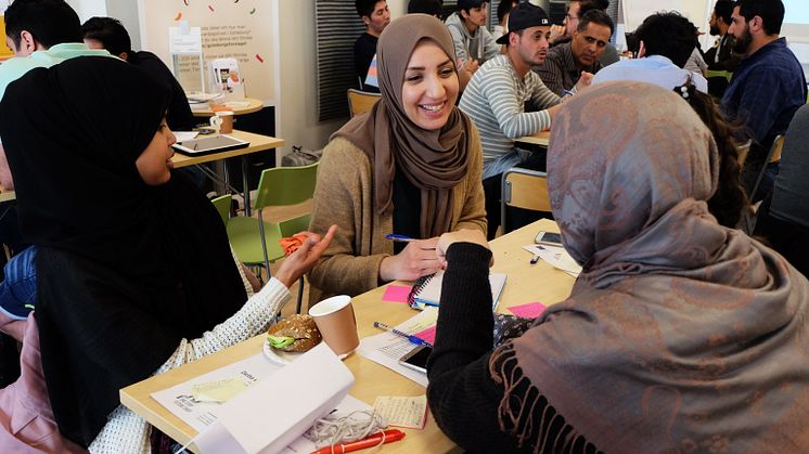 Nyanlända får hjälp att starta upp eget företag via Start-up Fast Track. 