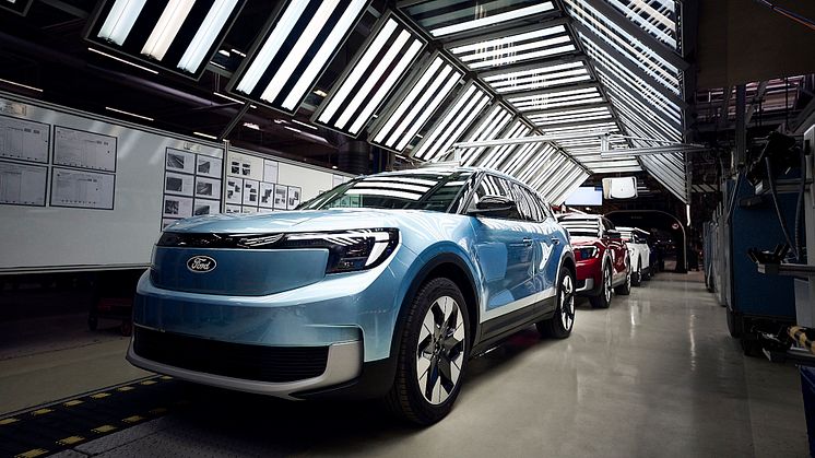 Producția de serie a noului Explorer electric debutează la Centrul de Electrificare Ford din Köln