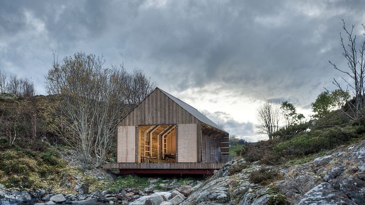 Traditionell norwegisches Bootshaus - Kebony Fassade