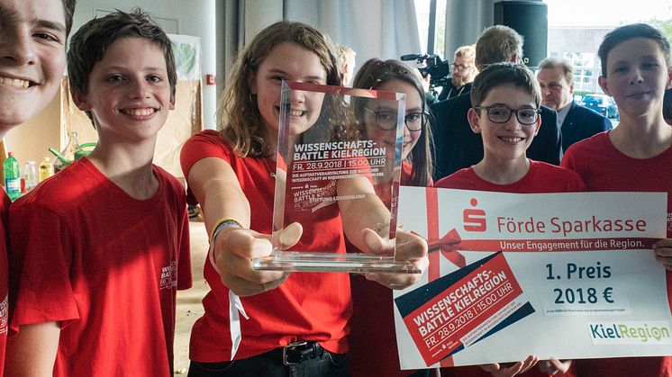 Sieger beim Wissenschaftsbattle bei der Nacht der Wissenschaft in Kiel.