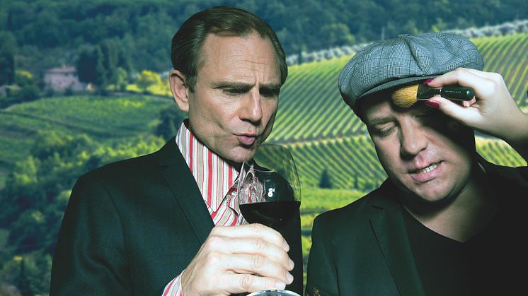 ​Peter Wahlbeck och Jonas Berger håller Sveriges roligaste vinprovning