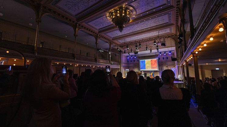Public in sala Musikaliska la concertul Zilei Nationale a Romaniei in Suedia.jpg