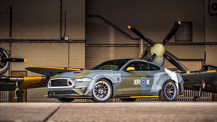0572_DG_Mustang_Spitfire