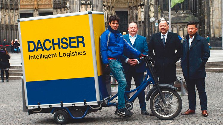 Daniel Kopf från Velocarrier, Oliver Hesse, Operations Manager National, Dachser Köln, Alexander Haak, General Manager, Dachser Köln, Yuichi Soga,Team Leader Short Distance, Dachser Köln.
