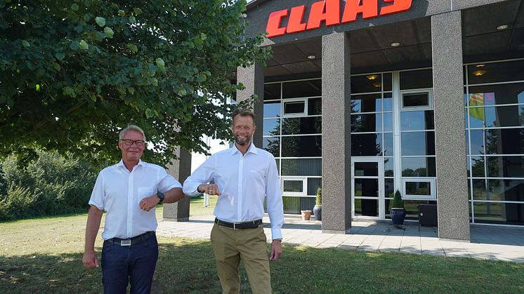 Direktør Michael Husfeldt og ny servicechef Arne Spejlborg (th). 