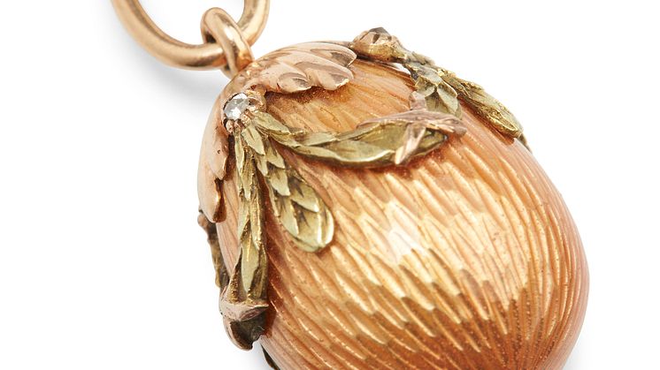 Easter egg pendant