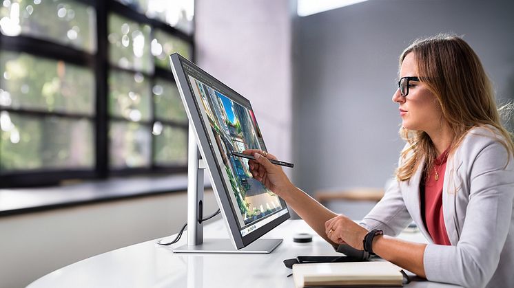 ALOGIC Clarity Max Touch 32" UHD 4K skärm