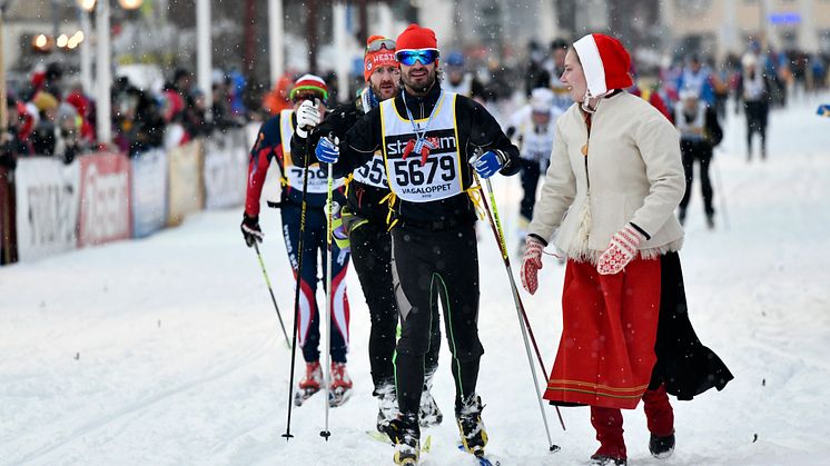 Prins Carl Philip i mål på Vasaloppet 2019
