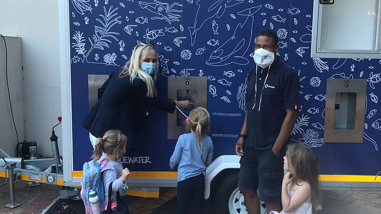 Bluewater encouraged schoolkids at a Cape Town primary school to think about using refillable bottles instead of plastic bottles at an Earth Day event on Thursday
