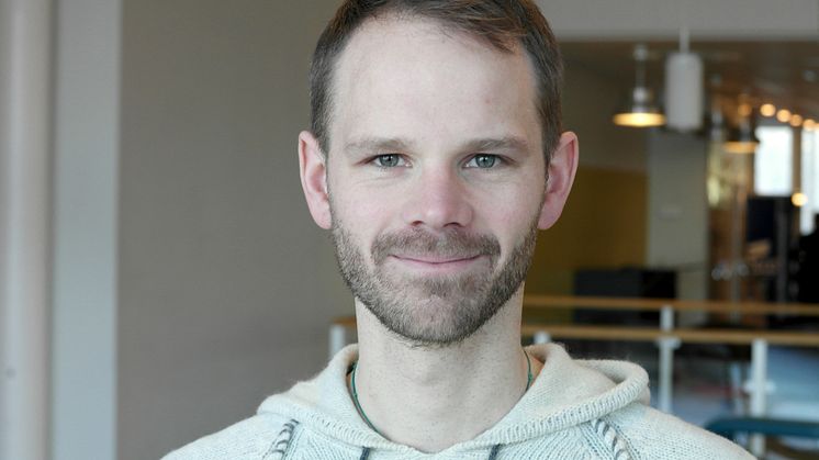 Mattias Lindh försvarar sin avhandling den 1 mars vid Umeå universitet. Foto: Ingrid Söderbergh