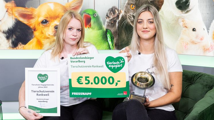 Tierisch engagiert: Obfrau Michaela Bonmassar (li.) und die stellvertretende Obfrau Julia Stöckler vom Tierschutzverein Rankweil kümmern sich um Tiere in Not.