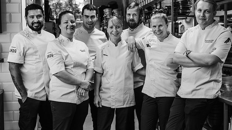 Kockar och personal i Restaurang Skog driver ständigt på utvecklingen mot ett mer hållbart kök.