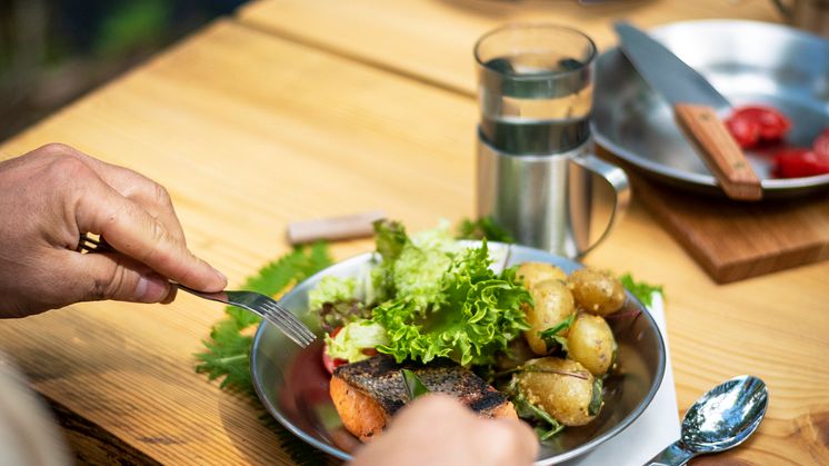 Edible Country table in Kloster. Photo: Anna Holm/Visit Dalarna