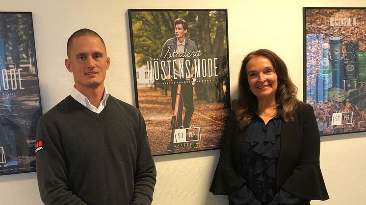 Securitas har levererat bevakning till kunden sedan 1982. Här är avtalsansvarig Rickard Gusén tillsammans med Snezana Oscarsson, Centrumchef, S:t Per Gallerian. Foto: Securitas Sverige AB.
