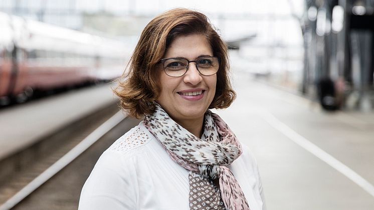 Elektroingeniør Wafa Aljabari fra Irak sto utenfor arbeidslivet da Experis skaffet henne jobb i BaneNOR. 