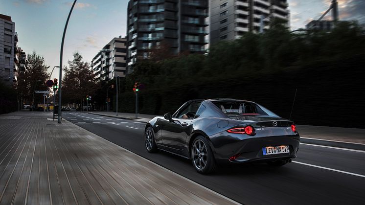 2017_MX5_RF_ Machine Grey Metallic