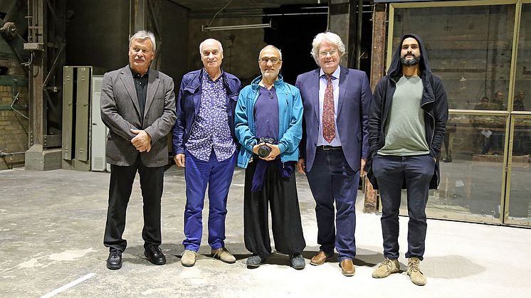 Das Team des Kunstkraftwerks und die Immersive Art Factory aus Italien