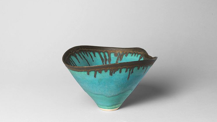 Lucie Rie, Conical Bowl with blue glaze. Estimate: £5,000-7,000