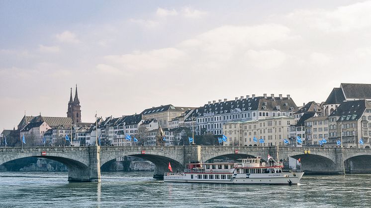 Schifffahrt auf dem Rhein in Basel.  Copyright: © Basler Personenschifffahrt AG.
