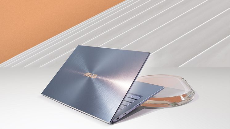 ZenBook_S13_3