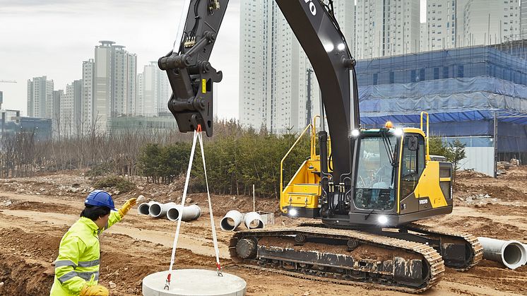 Grävmaskinerna Volvo EC250E och EC300E är överlägsna på bränsleeffektivitet