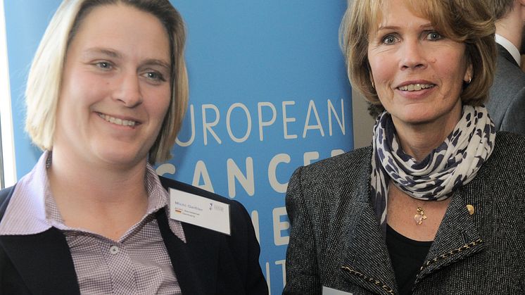 Michaela Geissler und Christa Maar (v.l.)
