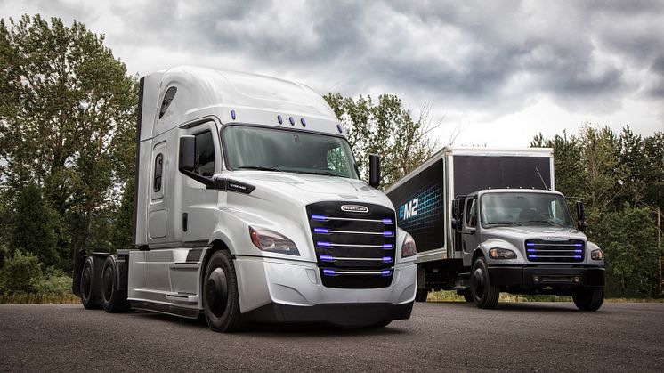 Daimler visar två helt nya eldrivna lastbilar för den amerikanska marknaden.