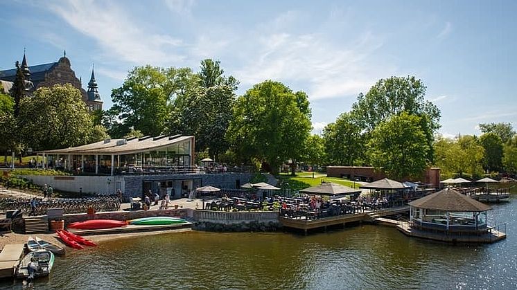 Djurgårdsbrons Sjöcafe, porten till Djurgården