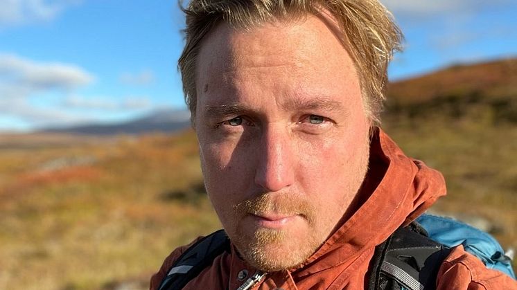 Petter Engman självporträtt.jpg