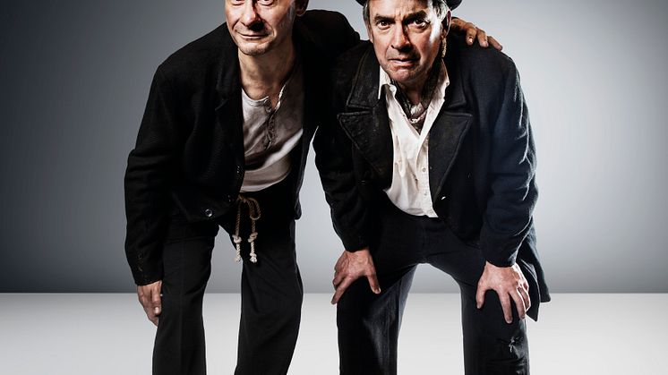 Estragon (Göran Dyrssen) och Vladimir (Tom Ahlsell) i I väntan på Godot.