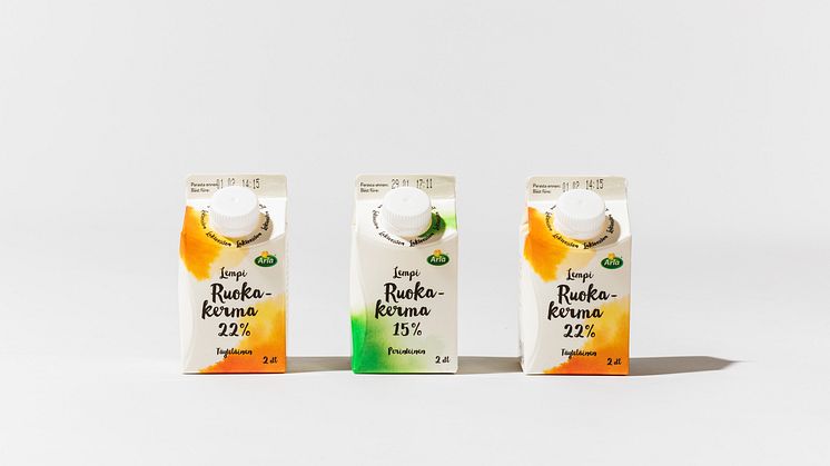 Arla Lempi -ruokakermat valmistataan Sipoossa suomalaisesta maidosta. Tuote sisältää vain kermaa ja tapiokatärkkelystä, mitäpä siihen muuta lisäämään. (Kuva: Kuudes)
