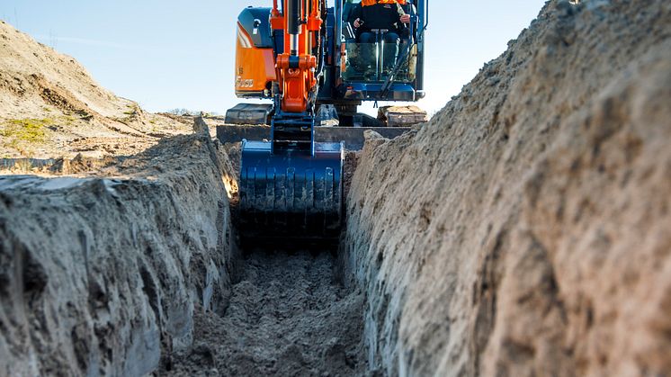 zx95us-7_medium-excavator_hitachi-construction-machinery_img014_high