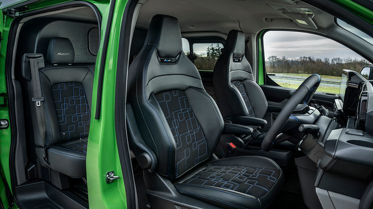 TRANSIT_CUSTOM_MS-RT_INTERIOR_01