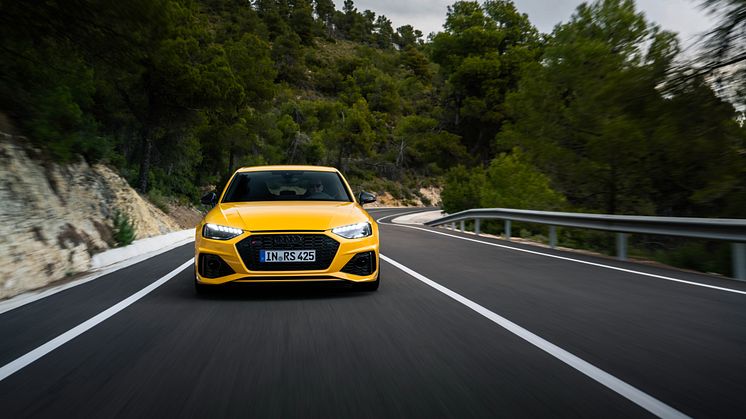 Audi RS 4 Avant edition 25 years (Imolagul)