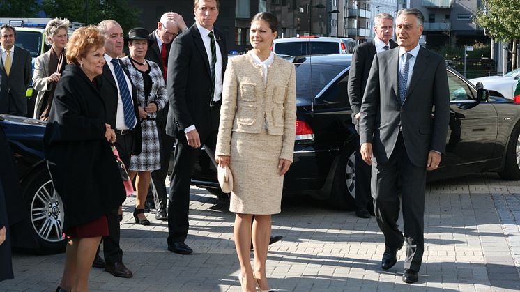 Kronprinsessan och Portugals president på besök i Turning Torso
