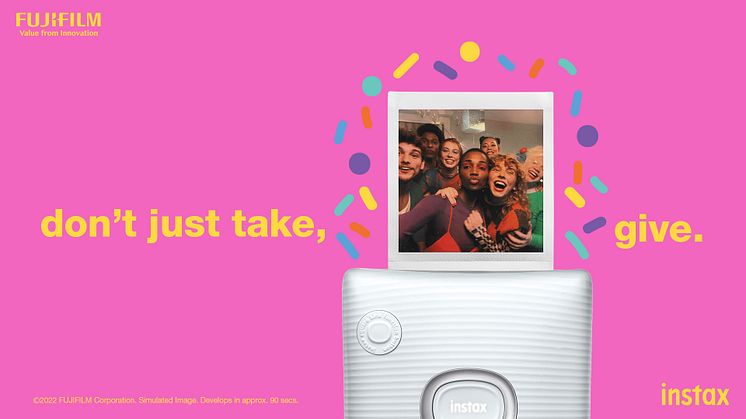 FB header INSTAX SQUARE Link