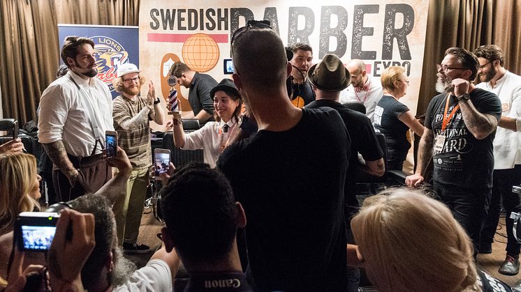 Årets barberare och Sveriges snyggaste skägg koras på scen på World Beard Day