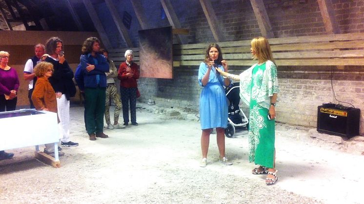 Filmklipp från vernissage av utställningen "Martina Hoogland Ivanow – tidsfickor och förflyttningar" 