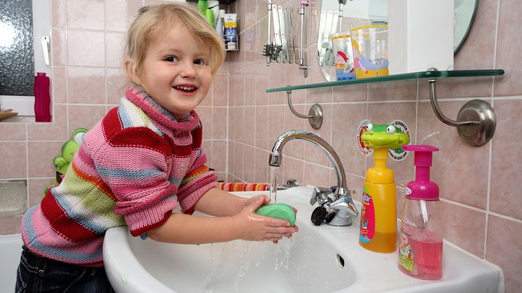 Regelmäßiges und sorgfältiges Händewaschen beugt effektiv Infektionen vor. Foto: SIGNAL IDUNA